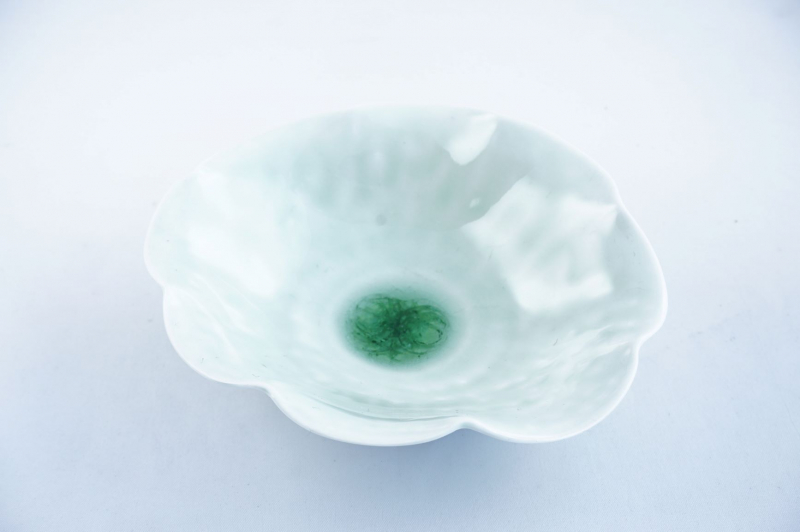 ビードロヒワ釉菊形楕円皿1