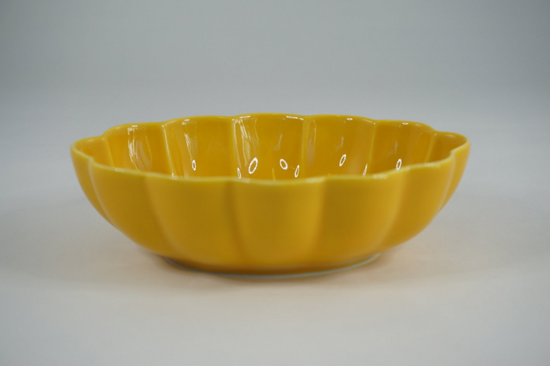 黄釉　菊割楕円小鉢　2