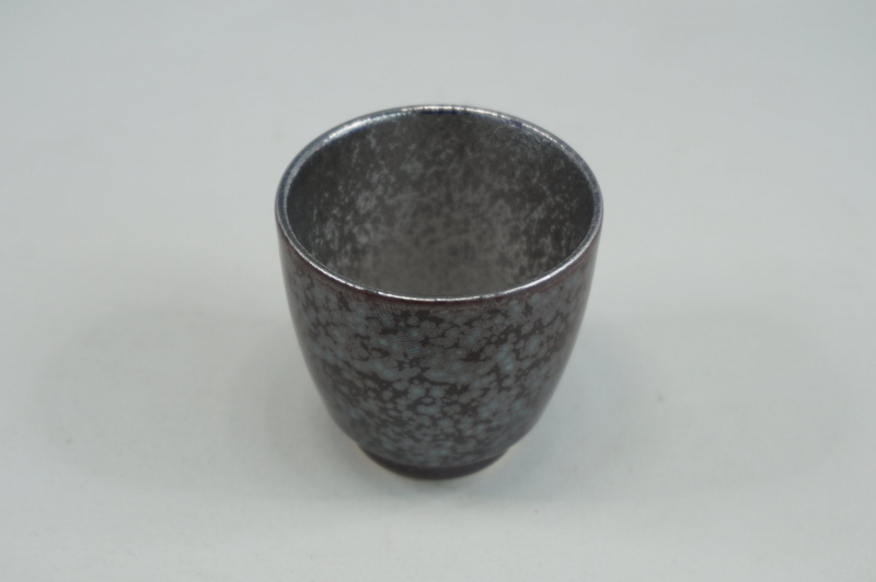 結晶掛分け内銀塗り盃 1